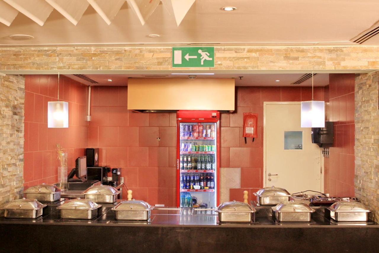 فندق The Leela 4*