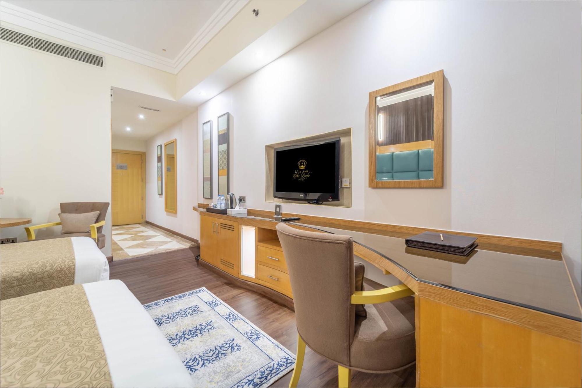The Leela 4*